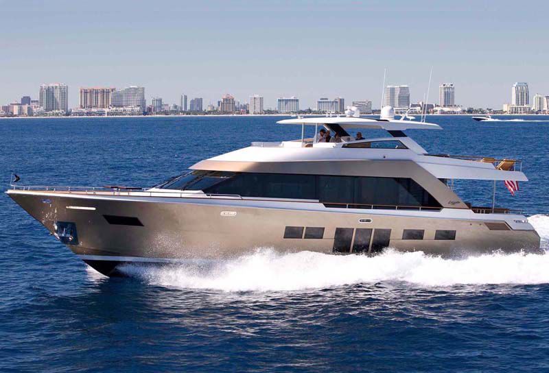 Lazzara LMC-76 Motor Yacht